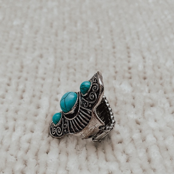 Boho Ring - Picture 2 of 3
